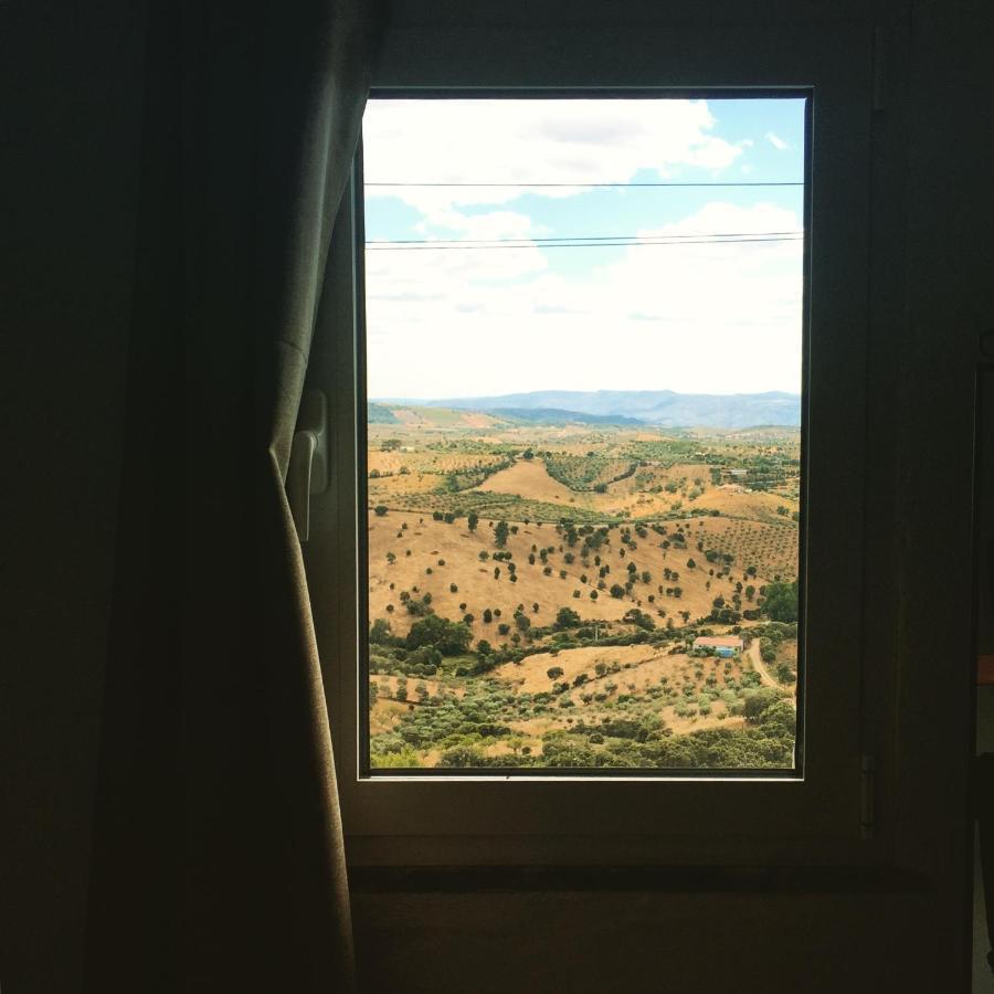 Lambisco- Alojamento Local Alfândega da Fé Esterno foto